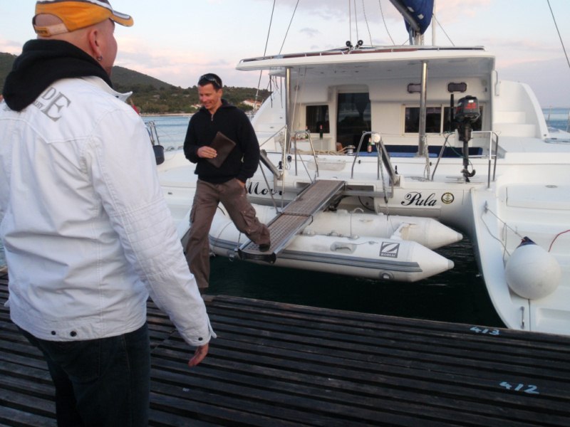 2011_05_09_19_34-003