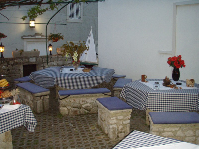 2011_05_11_19_23-001